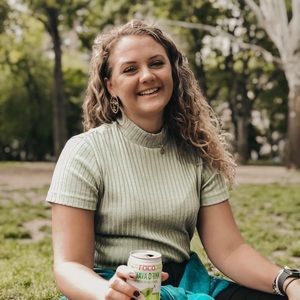 Meet your Posher, Laurel